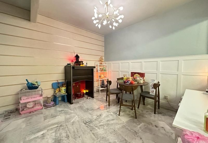 SL 9, Bandar Sungai Long