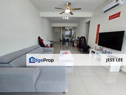 Sungai Long Residence Condominium Four Bedrooms Partial Furnished Golf View, Selangor, Kajang