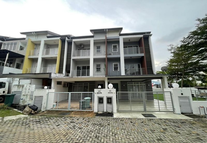 Taman D'Impian Tropika