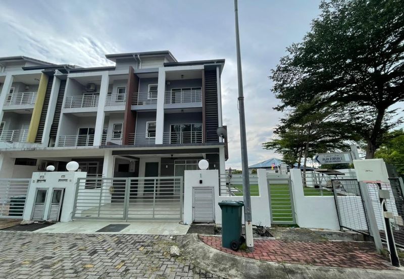 Taman D'Impian Tropika