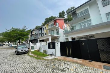 Taman D'Impian Tropika