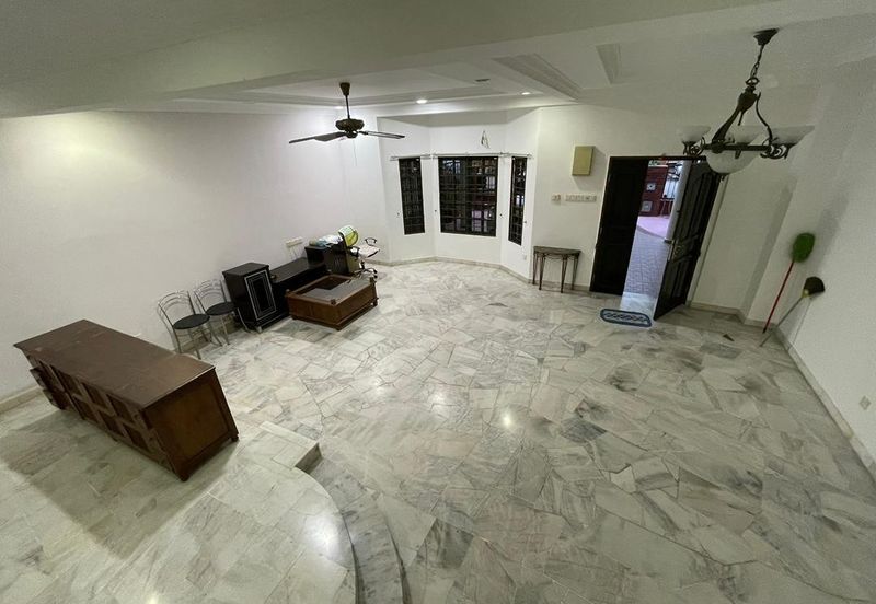 SL7, Bandar Sungai Long