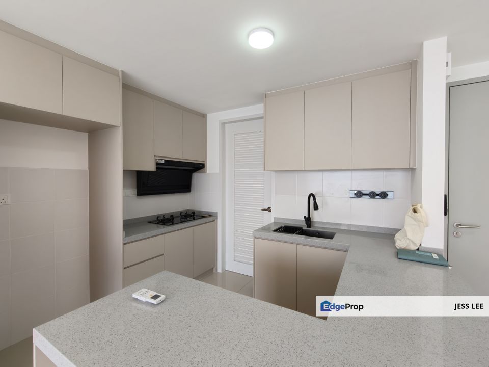 Emerald Hills, Alam Damai, Cheras, Partly Furnished, 3 Rooms , Kuala Lumpur, Cheras