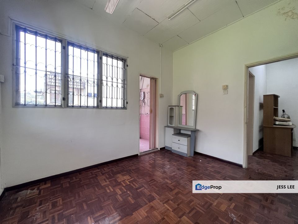 Bukit Mewah Taman Sri Bahtera Cheras Double Storey Endlot Terrace House, Kuala Lumpur, Cheras
