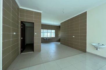 Bandar Tun Hussein Onn