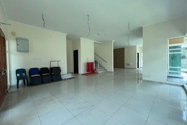 Bandar Tun Hussein Onn