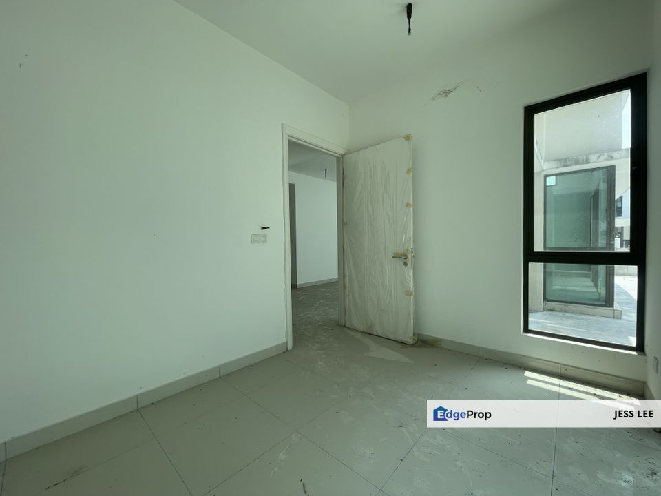 Villa 33 Bukit Manda'rina Cheras 2.5 Storey Semi D House Low Density, Kuala Lumpur, Cheras