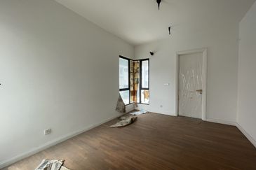 Villa 33, Bukit Manda'rina