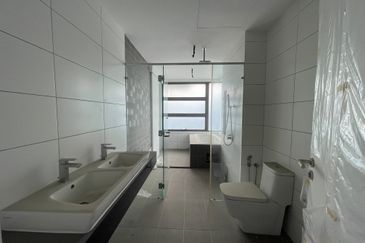 Villa 33, Bukit Manda'rina