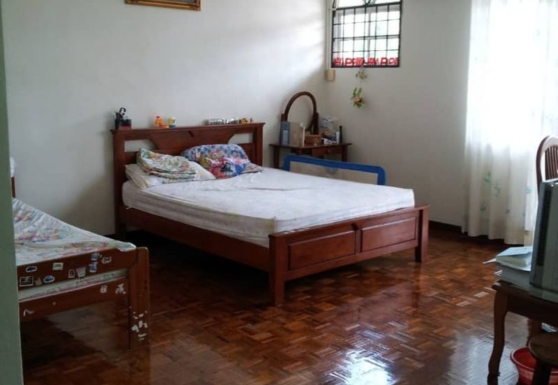 SL 6, Bandar Sungai Long