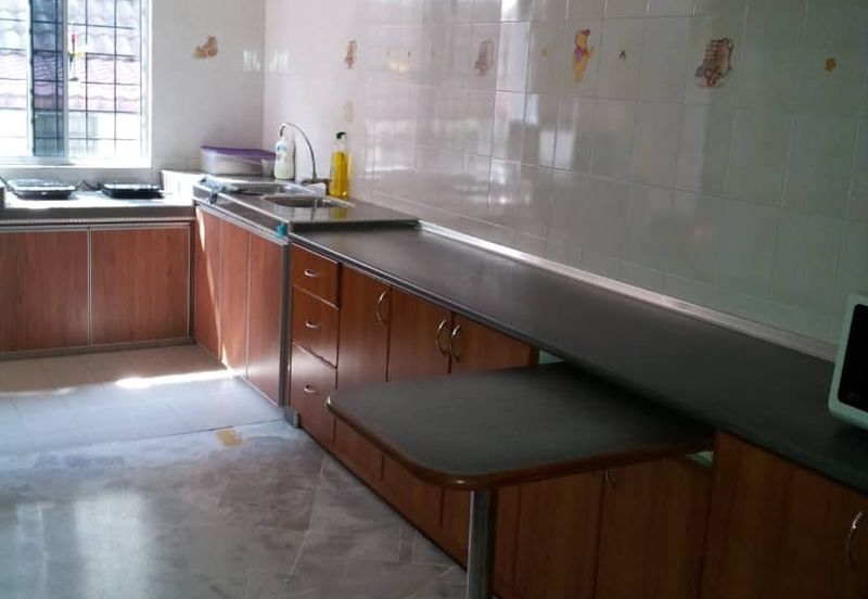 SL 6, Bandar Sungai Long