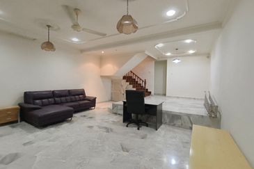 SL 6, Bandar Sungai Long