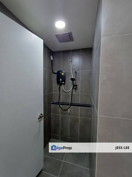 Emerald Hills, Alam Damai, Cheras, Lakefront Hilltop Premium Condo, Limited Partly Furnished Unit, Ready Move In, Kuala Lumpur, Cheras