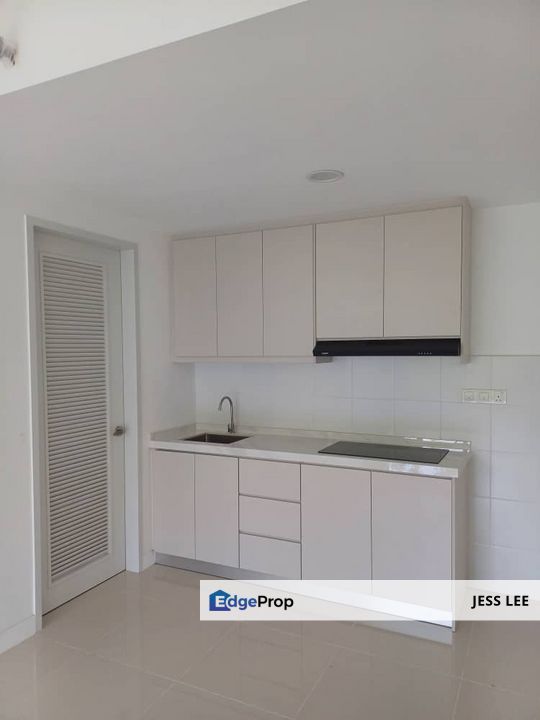 Emerald Hills, Alam Damai, Cheras, Lakefront Hilltop Premium Condo, Limited Partly Furnished Unit, Ready Move In, Kuala Lumpur, Cheras