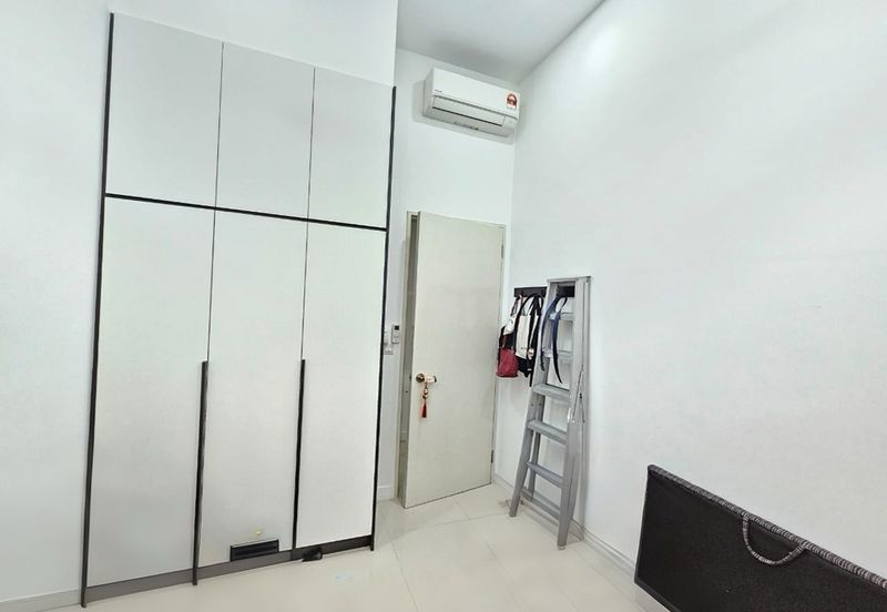 Residensi Emerald Damai (Emerald Hills) *