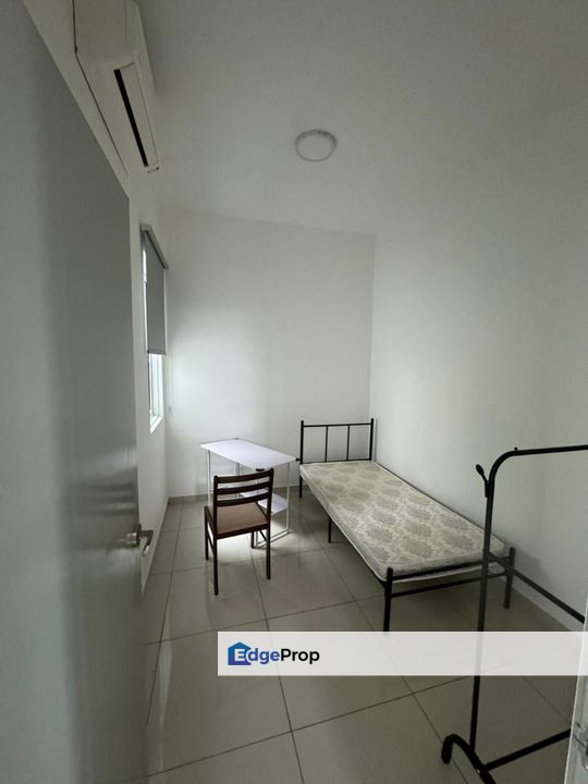 Iris Residence, Bandar Sungai Long, 4 Room, Corner Unit, Fully Furnished, Hilltop Living, Low Density, Quiet and Peaceful Condo, Ready Move In, Selangor, Kajang