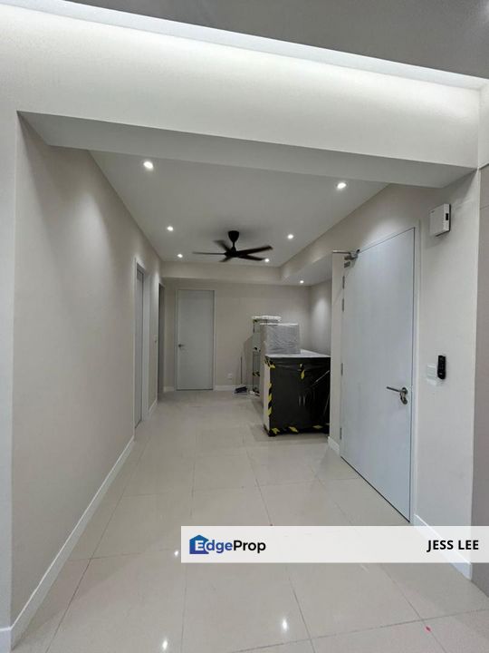 Emerald Hills, Alam Damai, Cheras, Lakefront Hilltop Premium Condo, Limited Partly Furnished Unit, Ready Move In, Brand New Unit, Kuala Lumpur, Cheras