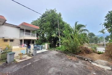 CORNER LOT 2 Storey Terrace @ Taman Tuanku Ampuan Najihah, Senawang, Seremban