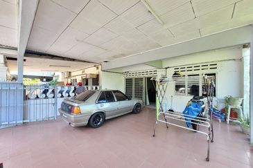 CORNER LOT! 1 Storey Terrace, Taman Seremban Jaya, Seremban