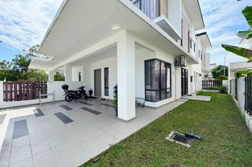 Elmera @ Setia Ecohill 2