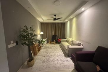 De Bayu Apartment @ Setia Alam