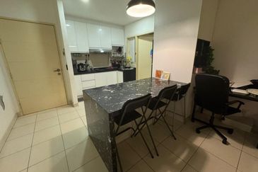 De Bayu Apartment @ Setia Alam