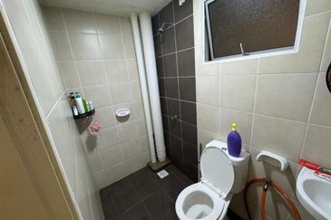 De Bayu Apartment @ Setia Alam