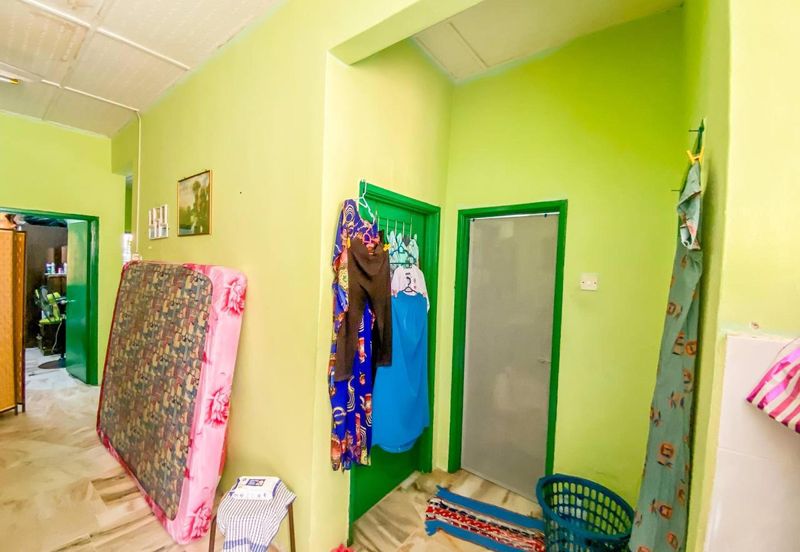  Semi D Terrace Taman Sri Bayu, Bagan Lalang, Sepang