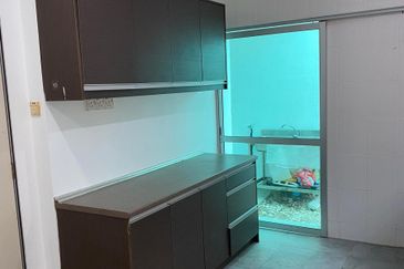 Canal Gardens, Kota Kemuning