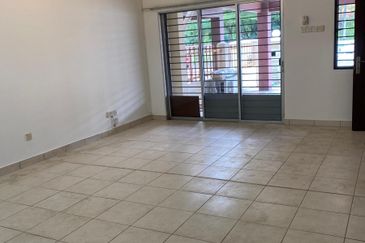 Canal Gardens, Kota Kemuning