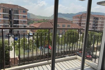 Alam Budiman Condominium (Pangsapuri Alam Budiman)