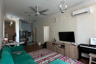 Vista Alam Serviced Apartment