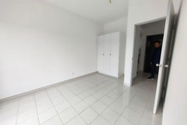 Desa Idaman Residences