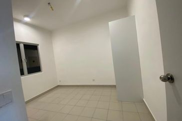 Desa Idaman Residences