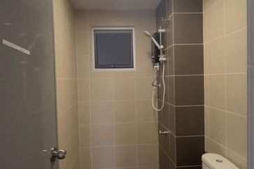 Desa Idaman Residences