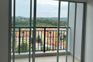 Desa Idaman Residences