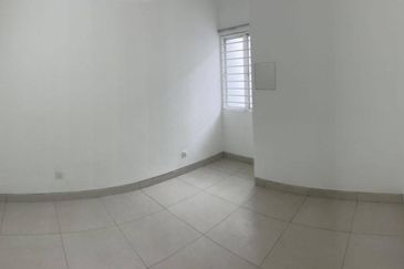 Ayu Impian, Alam Nusantara