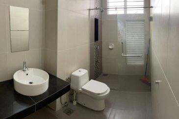 Ayu Impian, Alam Nusantara