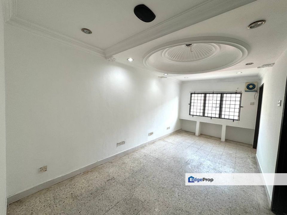 Shop apartment Jalan Bukit Permai 2 Bukit Permai Ampang, Selangor, Ampang