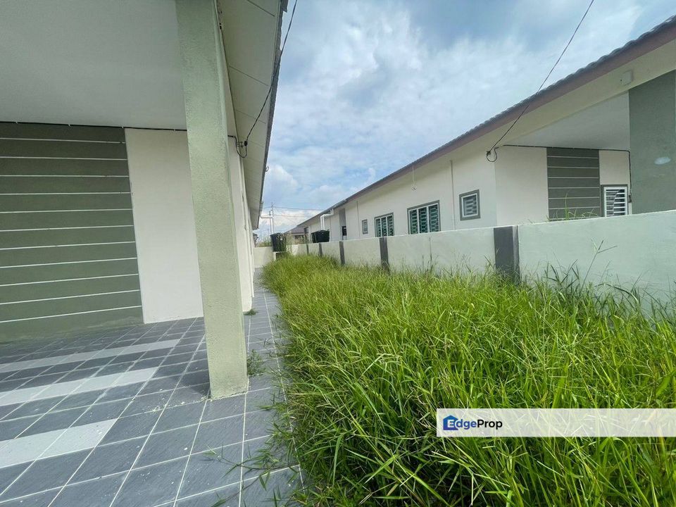 Semi D Cluster single storey Jalan Residen 6/31 Setiawan Manjung, Perak, Seri Manjong
