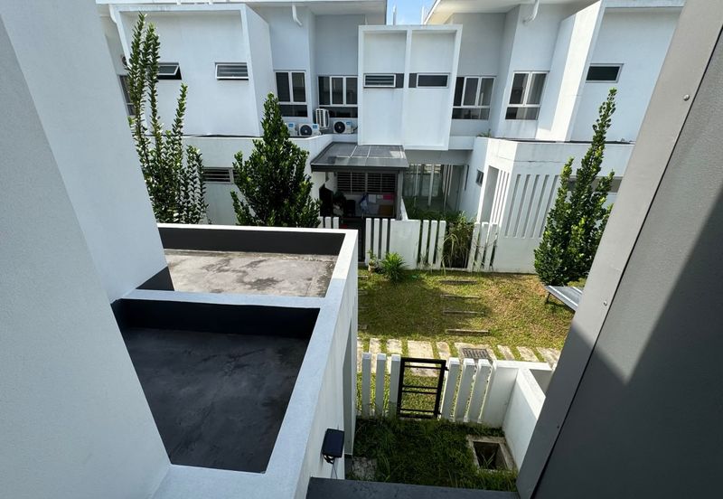  Superlink Double storey terrace Jalan DC 2 Danau Ceria  Bandar Gamuda Gardens Rawang