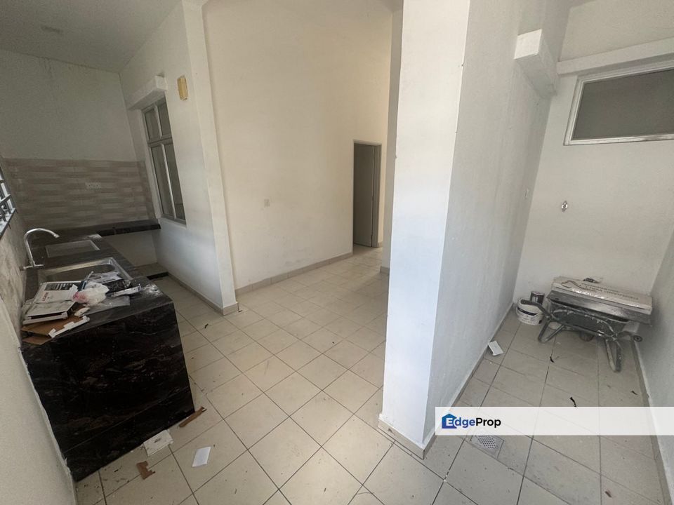 SINGLE STOREY TERRACE HOUSE Lorong Rimbun Aman 1 Rimbun Aman Seremban 2 Heights, Negeri Sembilan, Seremban