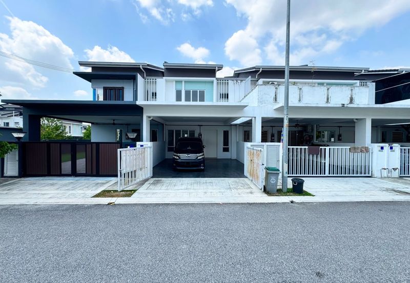 2 Storey Terrace @ Floria, Tiara Sendayan, Negeri Sembilan