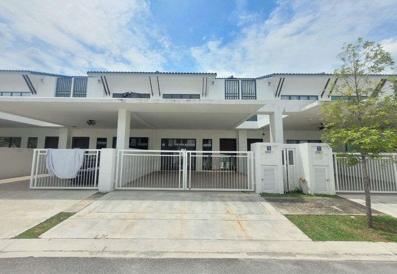 2 Storey Terrace @ Lunaria Resort Homes, Hijayu 2, Bandar Sri Sendayan