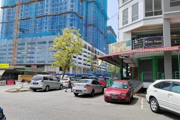 Pusat Perdagangan Pandan (Pandan City Commercial Hub)