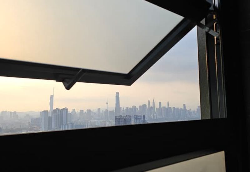 28 Boulevard (28 BLVD)