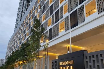 Waltz Residences @ Paradigm Garden City