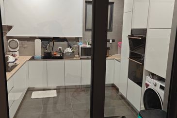 Waltz Residences @ Paradigm Garden City