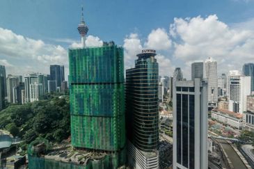 Face Platinum Suites