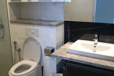 Face Platinum Suites